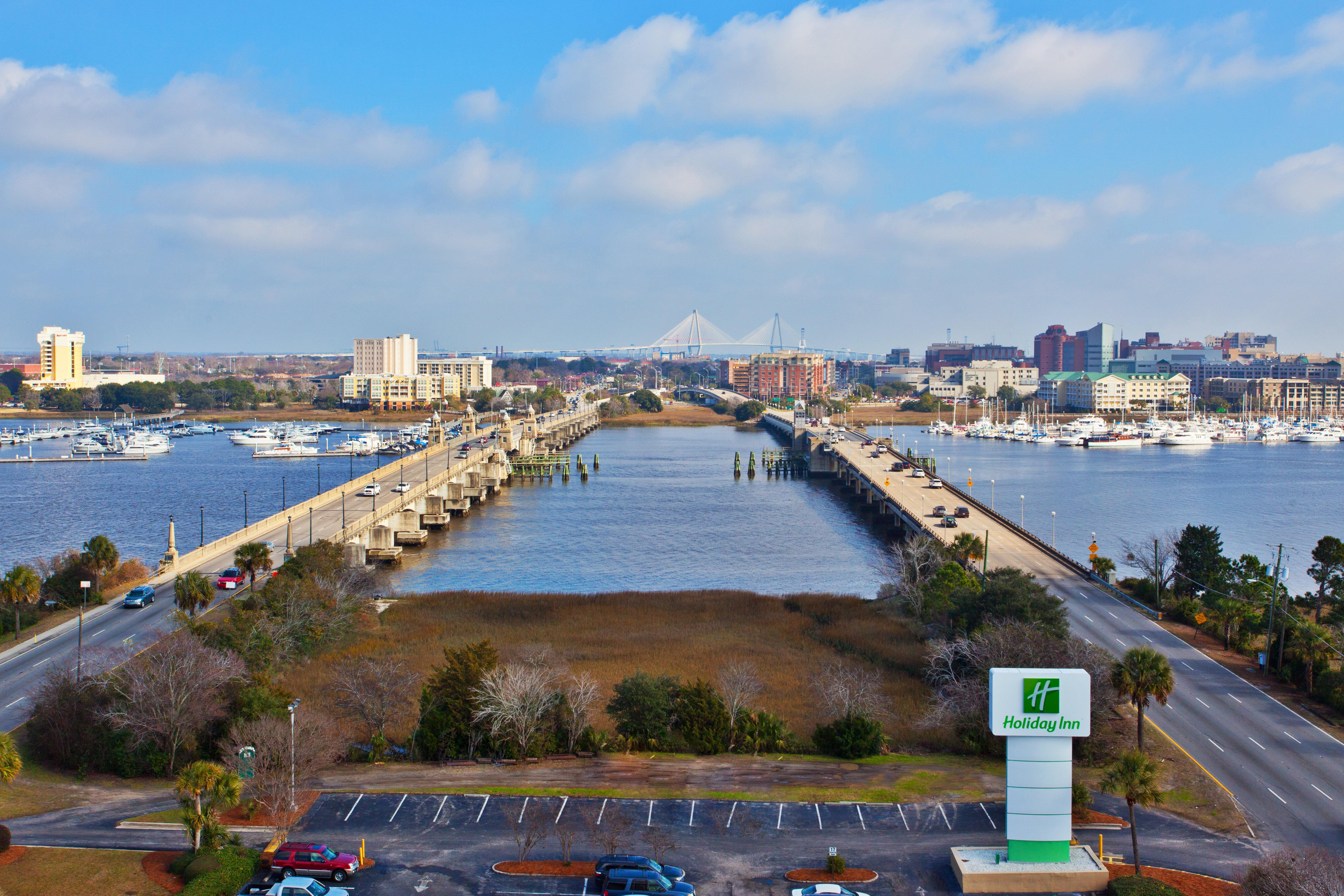 Holiday Inn Charleston-Riverview, An Ihg Hotel Екстер'єр фото