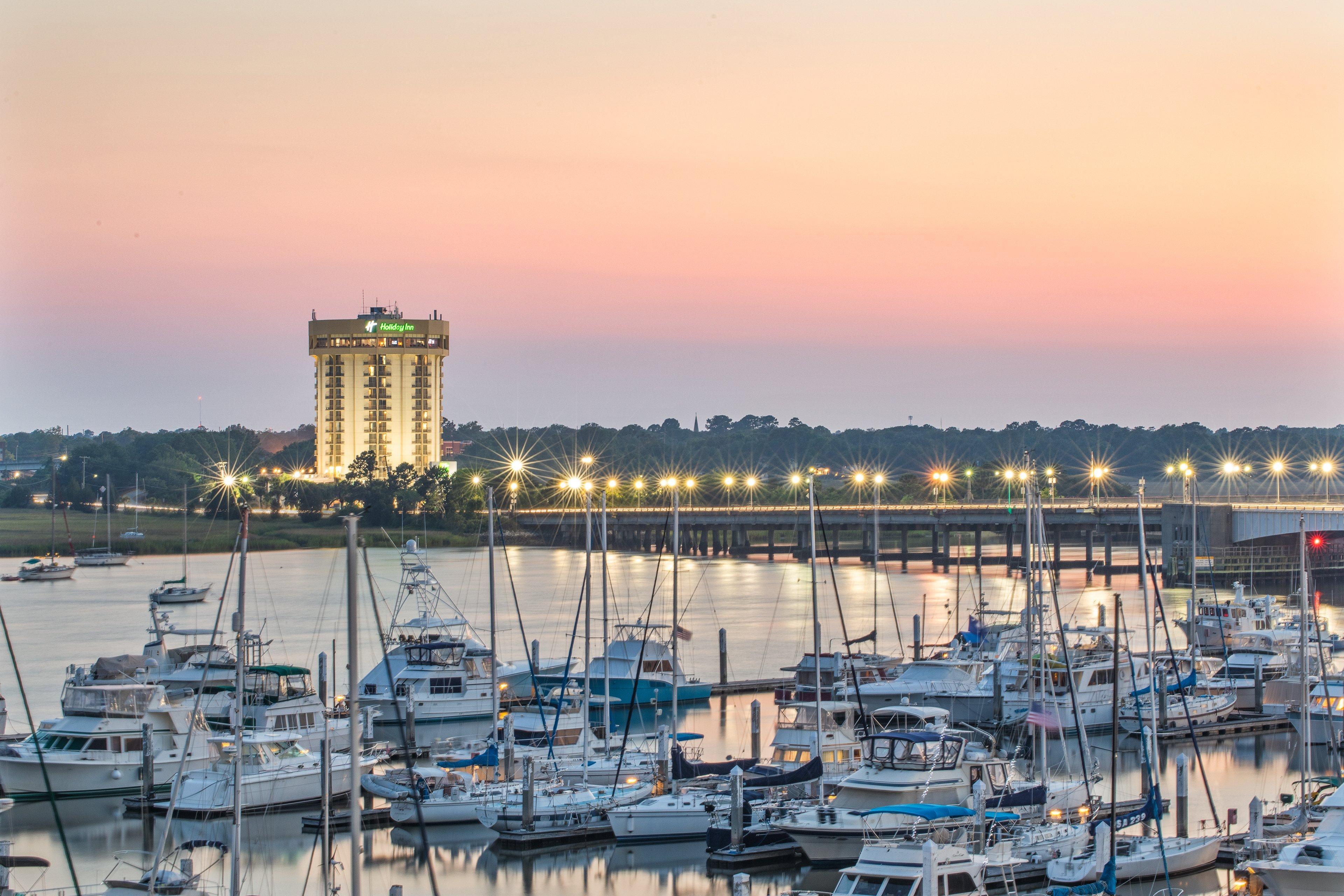 Holiday Inn Charleston-Riverview, An Ihg Hotel Екстер'єр фото