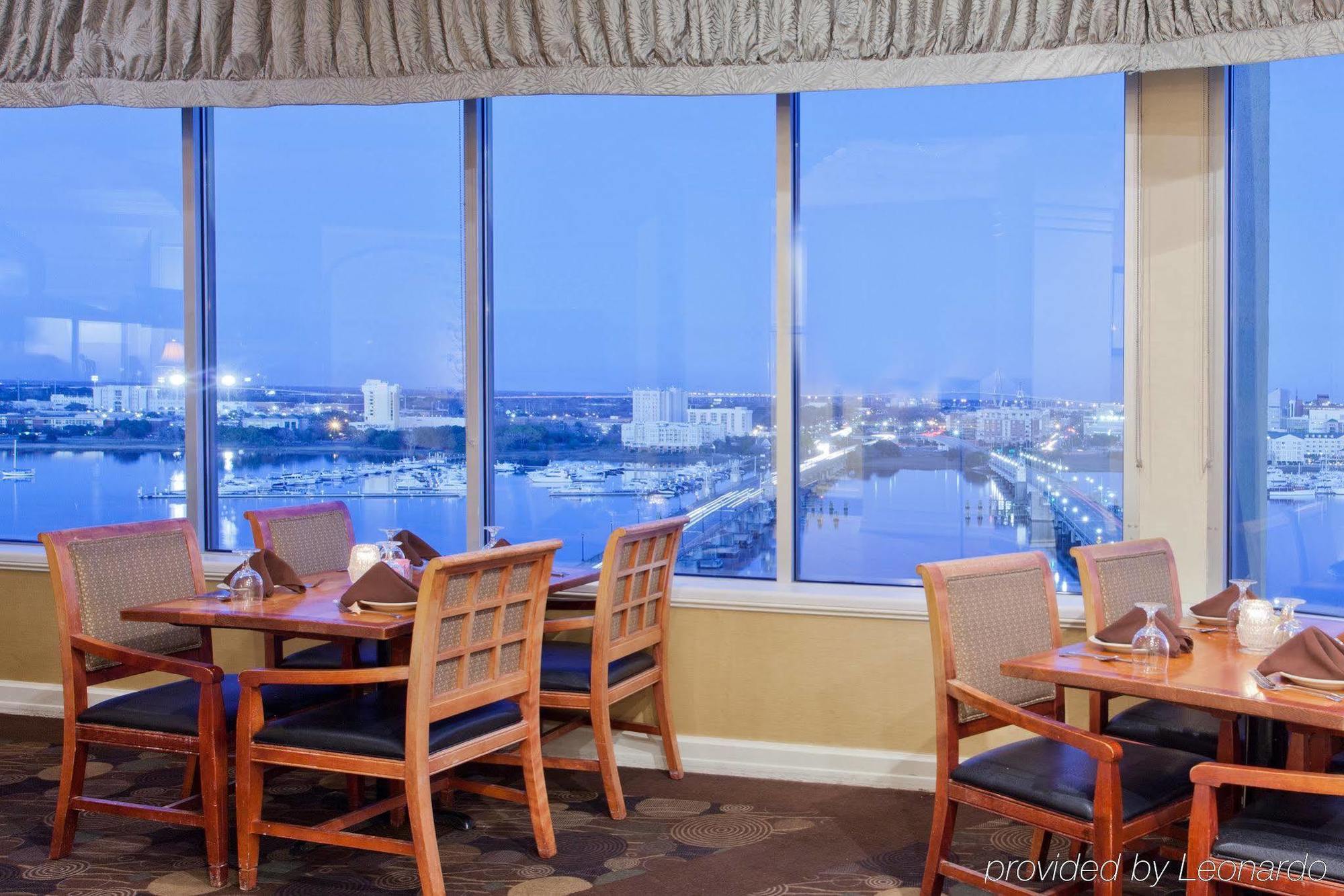 Holiday Inn Charleston-Riverview, An Ihg Hotel Екстер'єр фото