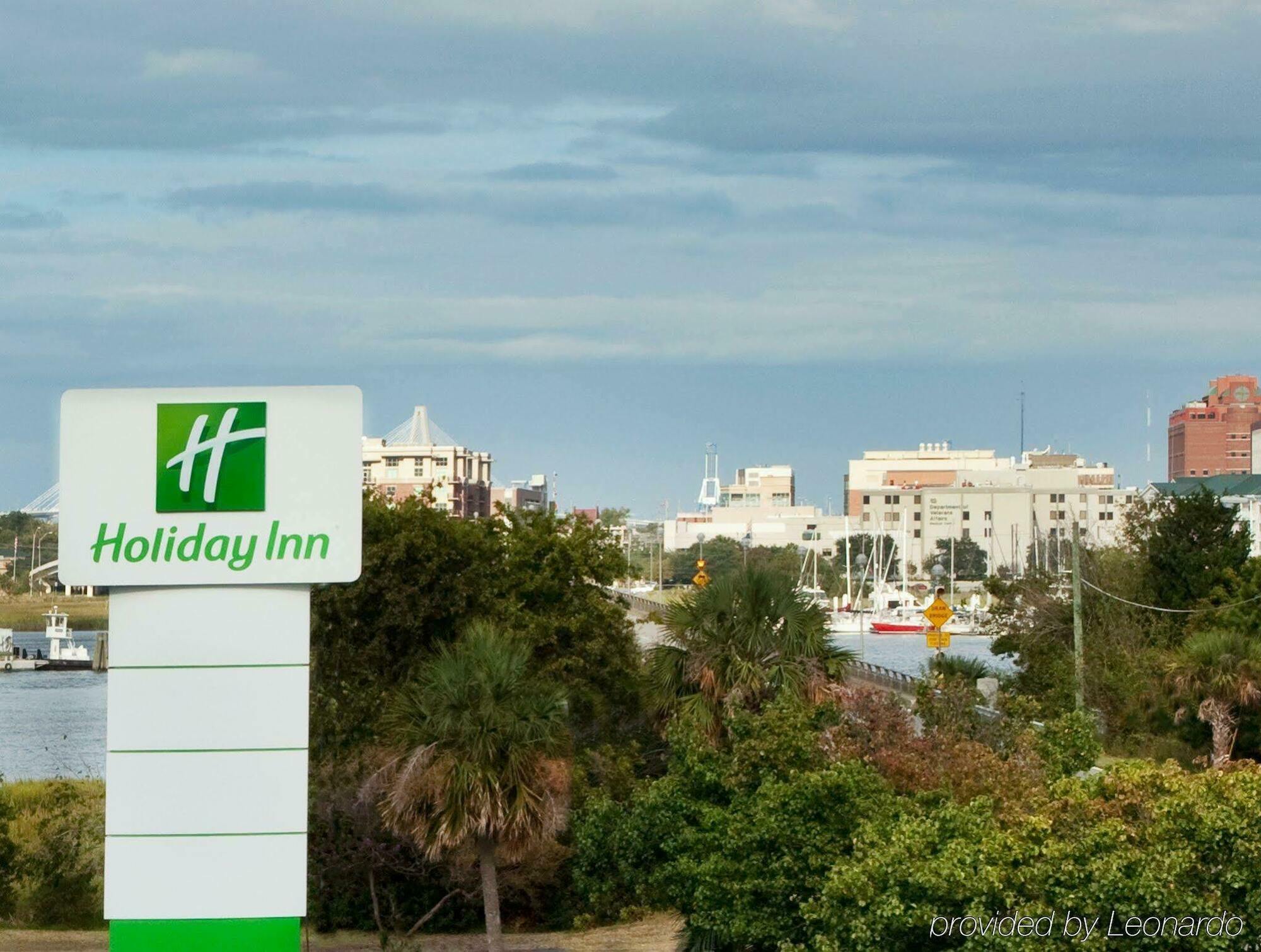 Holiday Inn Charleston-Riverview, An Ihg Hotel Екстер'єр фото